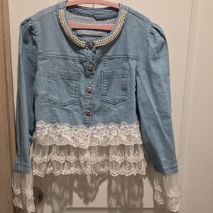 Source Unknown Light Blue Denim Jacket with White Lace & Pearl Collar